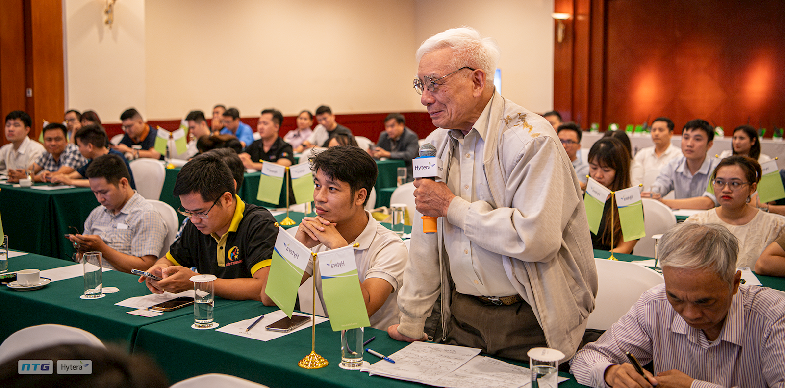 /loi-cam-on-den-quy-khach-hang-da-tham-gia-su-kien-ra-mat-nha-phan-phoi-bo-dam-hytera-tai-viet-nam